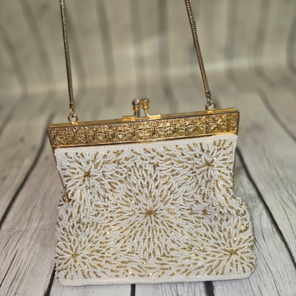 Beautiful Cavanagh Vintage Beaded Purse Hand Made  1960's